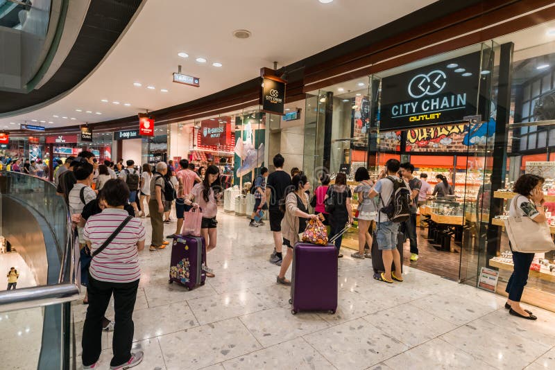 People CityGate Outlet Shopping Mall Tung Chung Editorial Image - Image of mall, editorial: 52020570
