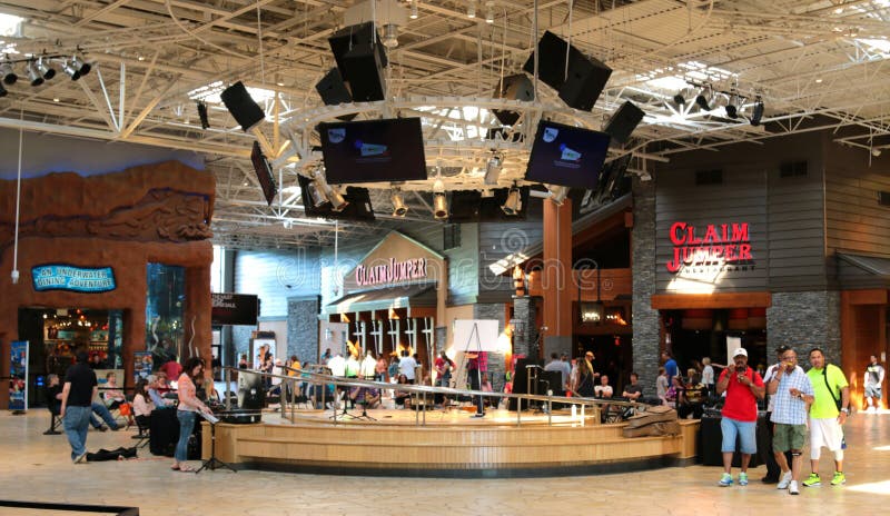 Grunt Style at Opry Mills® - A Shopping Center in Nashville, TN