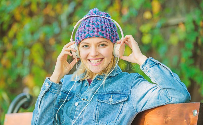 listen to audiobooks on kindle listen to audiobooks on kindle
