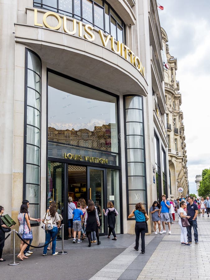 Sydney city centre and Louis Vuitton store with pedestrains