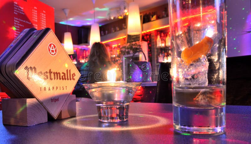 People relaxing in a bar stock photography People relaxing in a bar stock photography