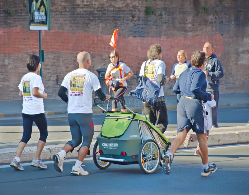 People running a race royalty free stock images People running a race royalty free stock images