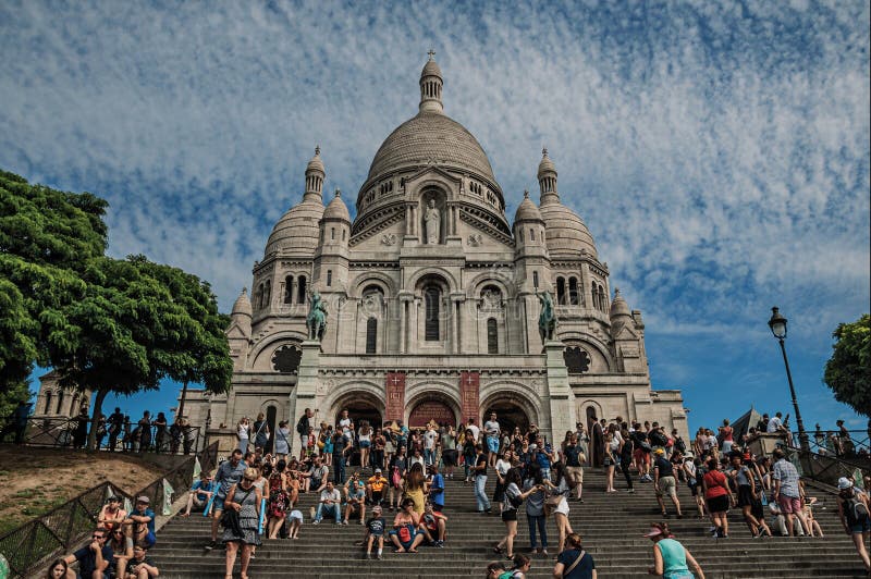 People, Staircase and Basilica of Sacre Coeur Facade in Paris ...