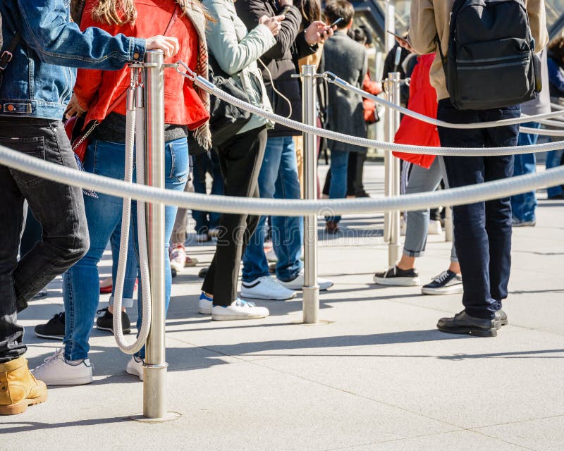 cue or queue line cue or queue line