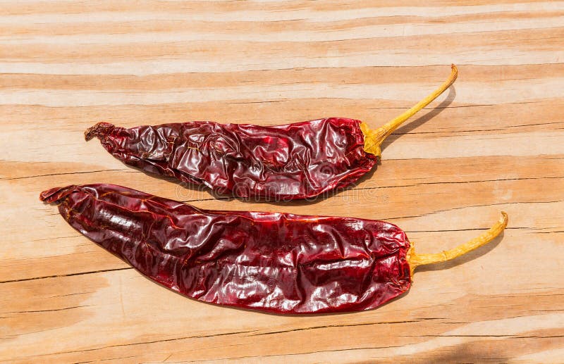 Peperoncino caldo secco seco del Cile Guajillo immagini stock Peperoncino caldo secco seco del Cile Guajillo immagini stock