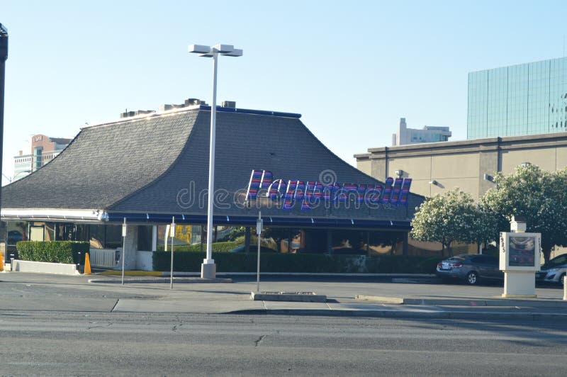 Peppermill-Restaurant auf dem Las Vegas-Streifen Reise-Feiertage lizenzfreies stockbild Peppermill-Restaurant auf dem Las Vegas-Streifen Reise-Feiertage lizenzfreies stockbild