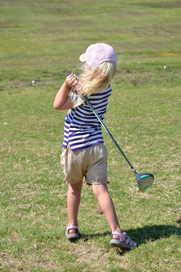 Pequeño golfista imagen de archivo libre de regalías Pequeño golfista imagen de archivo libre de regalías
