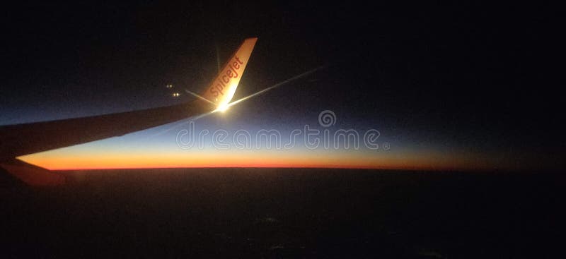 Perfetta ripresa del tramonto dal volo fotografie stock Perfetta ripresa del tramonto dal volo fotografie stock