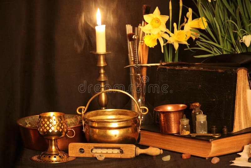 Periodi magici neri Gli incantesimi magici neri reali con potere virtualmente illimitato lanciano per voi: Quando altri magia o i immagini stock Periodi magici neri Gli incantesimi magici neri reali con potere virtualmente illimitato lanciano per voi: Quando altri magia o i immagini stock