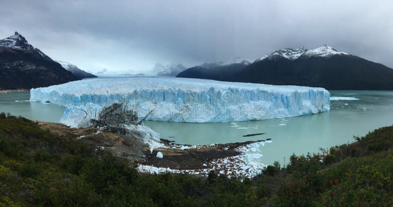 Ghiacciaio profondo Sud da uno da la maggioranza fenomenale naturale sul pianeta.