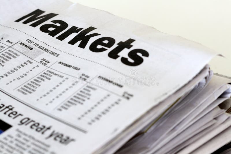 Periódicos de las finanzas imagen de archivo libre de regalías Periódicos de las finanzas imagen de archivo libre de regalías