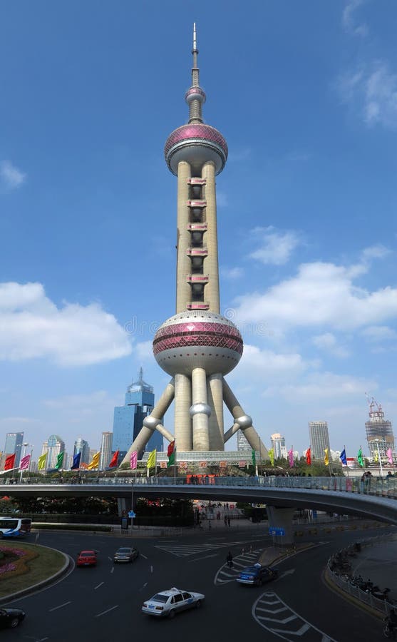 Perla De Shangai De La Torre De Oriente Imagen de archivo editorial