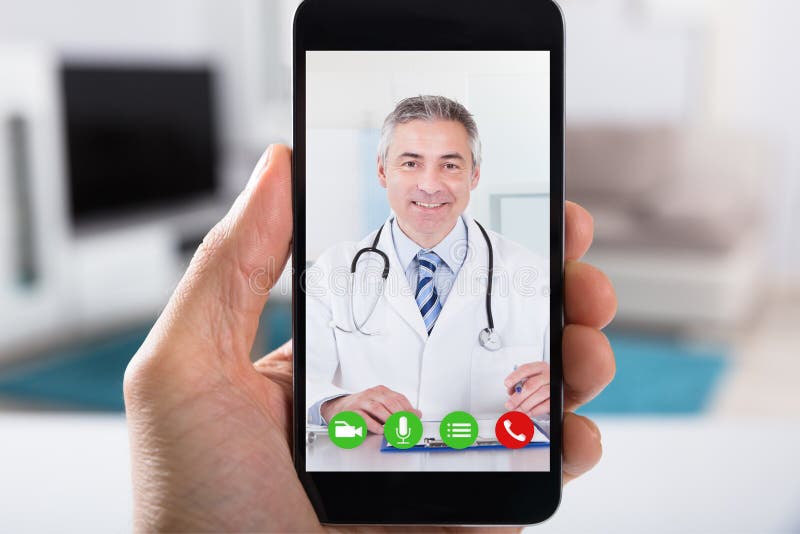 Person Video Conferencing With Doctor en Smartphone