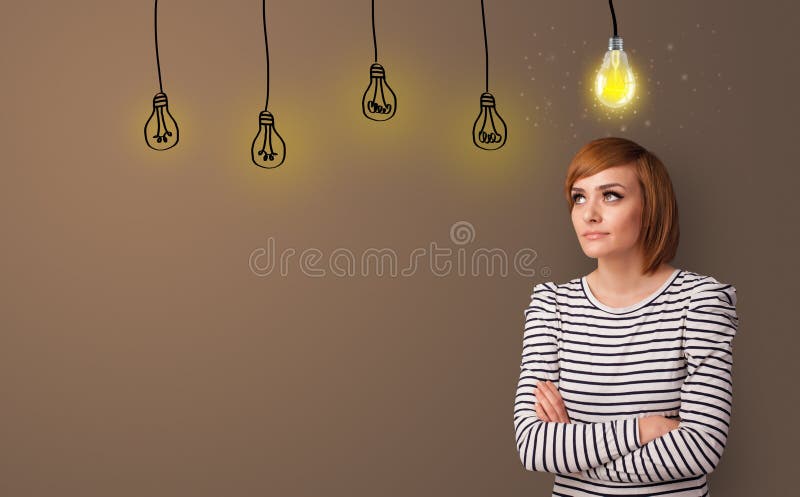 Persona d'affari alla ricerca di nuove idee fotografia stock Persona d'affari alla ricerca di nuove idee fotografia stock
