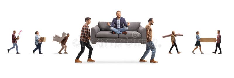 Persone che si spostano a casa e trasportano mobili e un tizio su un divano in posa di yoga fotografie stock