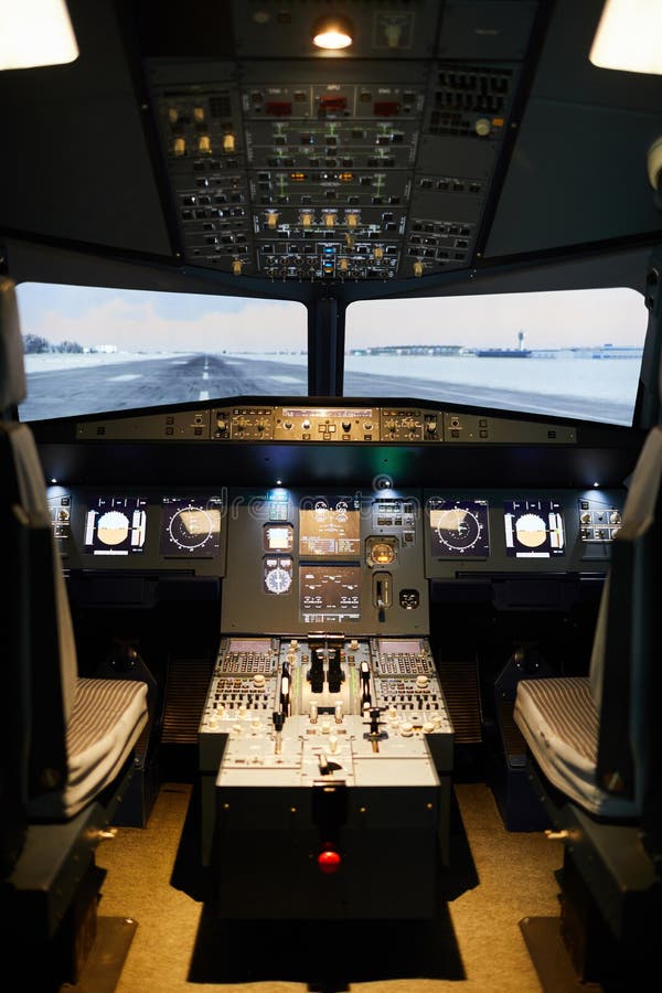 Personne dans le secteur de pilotes d'avions photo libre de droits Personne dans le secteur de pilotes d'avions photo libre de droits