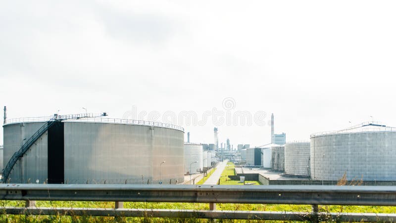 Perspective view over multiple large storage tanks of petrol, oi royalty free stock photos