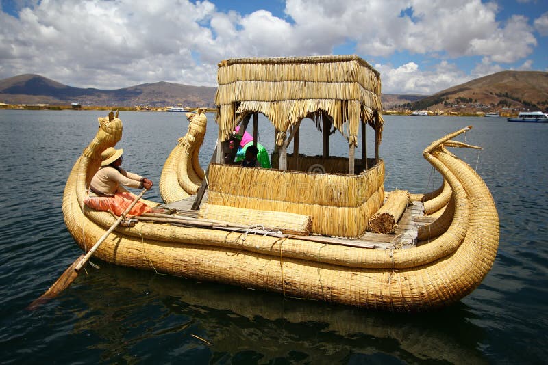 Peru łódkowaty totora obraz stock
