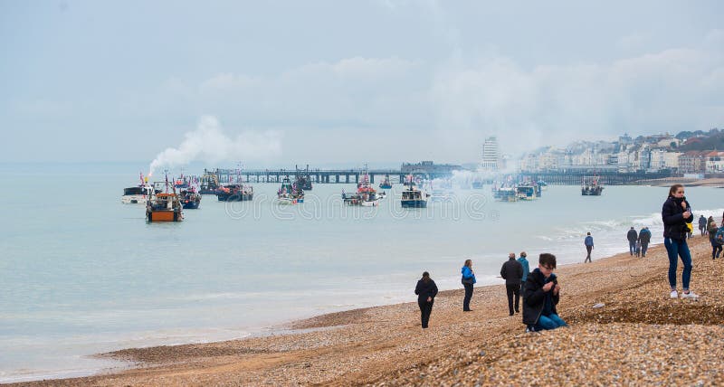 Pesca para la protesta de la licencia de los pescadores y de los locals en Hastings en Inglaterra imagen de archivo Pesca para la protesta de la licencia de los pescadores y de los locals en Hastings en Inglaterra imagen de archivo