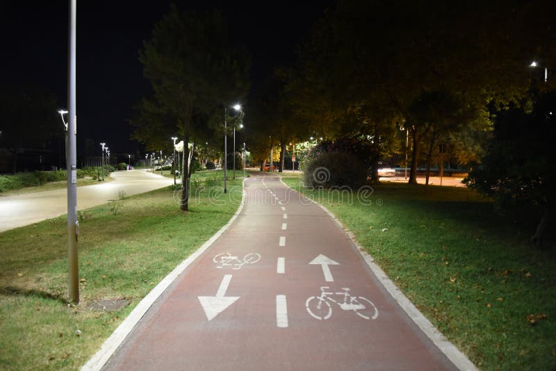 Pescara Bicycle Path Along the Waterfront by Night Stock - of active, cyclist: 165373529
