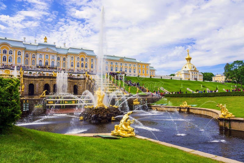 Peterhof, Rosja (UNESCO światowe dziedzictwo) fotografia stock Peterhof, Rosja (UNESCO światowe dziedzictwo) fotografia stock