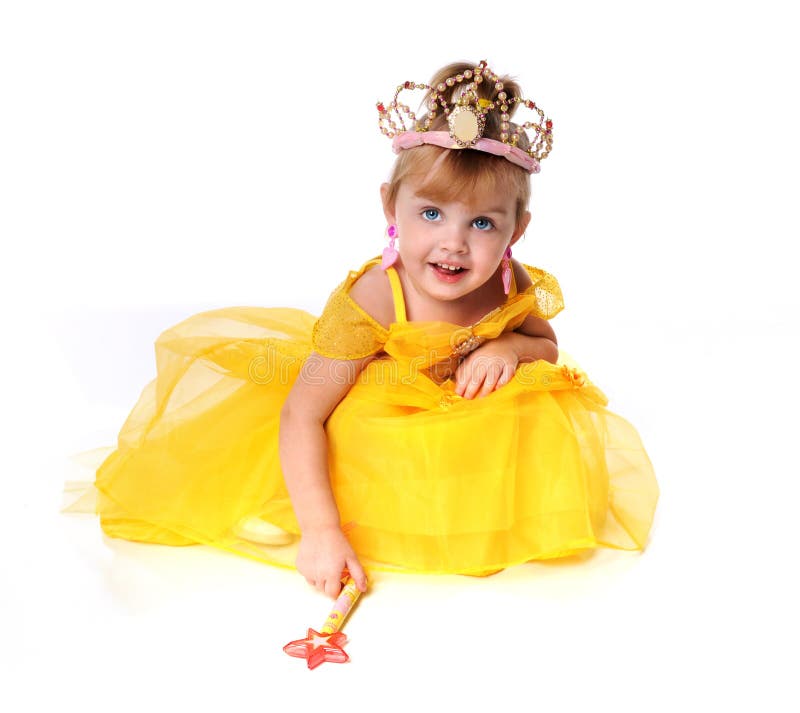Petite fille rectifiée en tant que princesse photographie stock libre de droits Petite fille rectifiée en tant que princesse photographie stock libre de droits