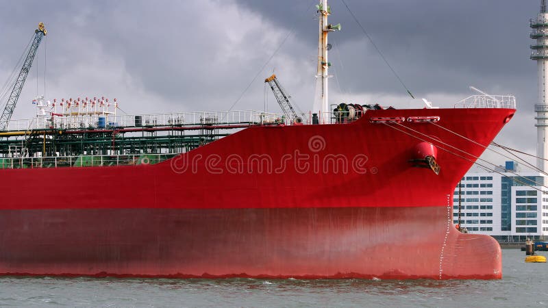 Petroleiro de óleo vermelho imagem de stock Petroleiro de óleo vermelho imagem de stock