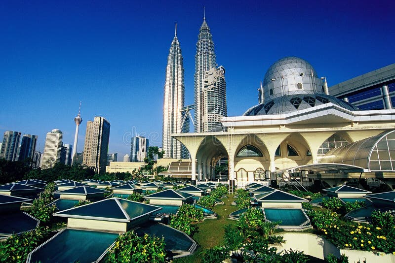 Petronas-Twin Tower und Skyline von Kuala Lumpur stockbilder Petronas-Twin Tower und Skyline von Kuala Lumpur stockbilder
