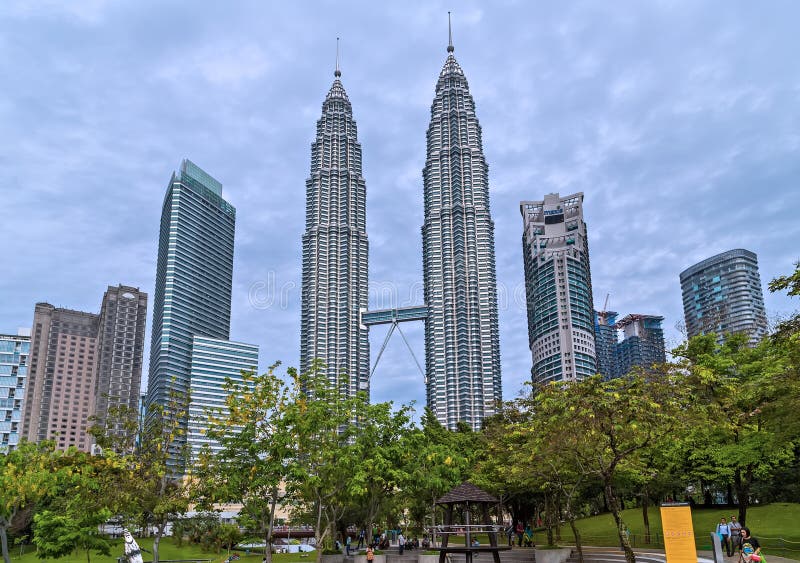 Malaysia di menara kembar Catatan 13