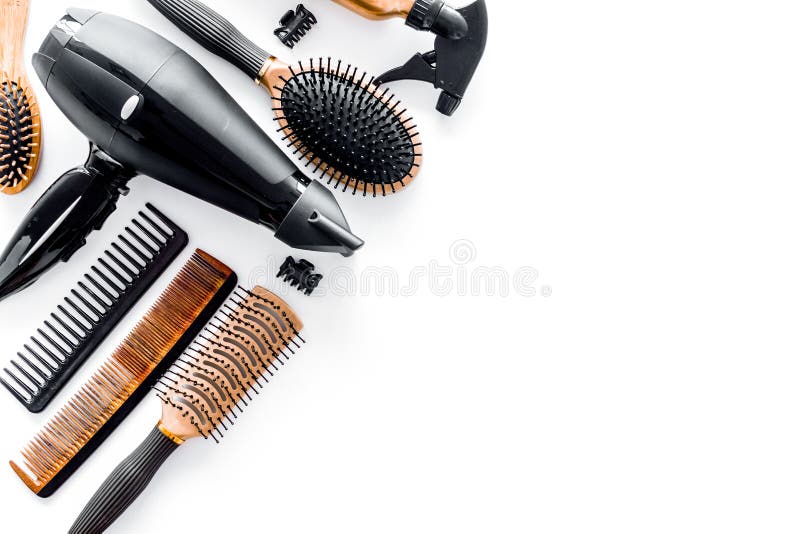 Spazzola per capelli a specchio immagini e fotografie stock ad alta  risoluzione - Alamy