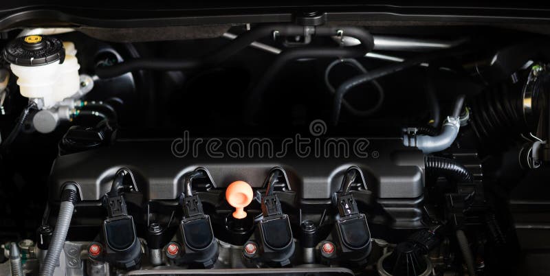 Peça nova do motor de automóveis Motor de automóveis poderoso moderno O en poderoso imagem de stock royalty free Peça nova do motor de automóveis Motor de automóveis poderoso moderno O en poderoso imagem de stock royalty free