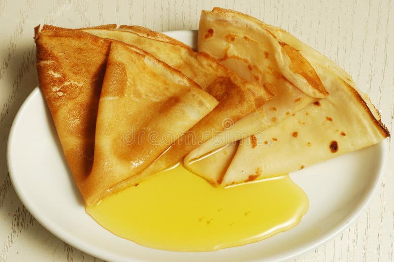 Pfannkuchen mit Honig stockfoto. Bild von nachricht, nahrung - 11661612