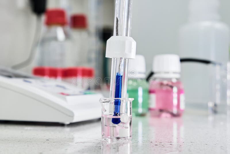 PH Meter with Glass Electrode for Measuring of Alkalinity and Acidity