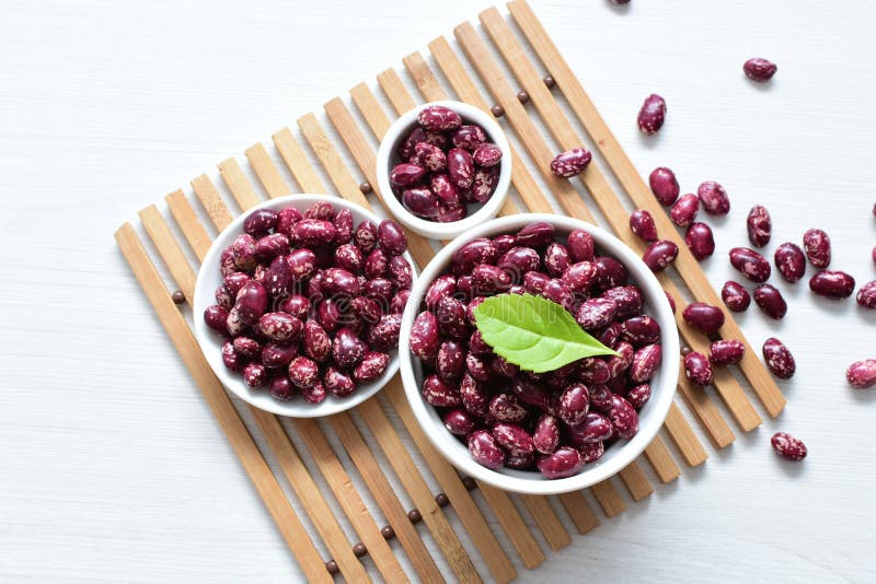 Phaseolus vulgaris Red beans displayed in different containers royalty free stock images Phaseolus vulgaris Red beans displayed in different containers royalty free stock images
