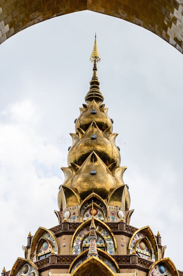 Phasornkaew tempel, det ställe för meditationen som öva arkivfoto Phasornkaew tempel, det ställe för meditationen som öva arkivfoto