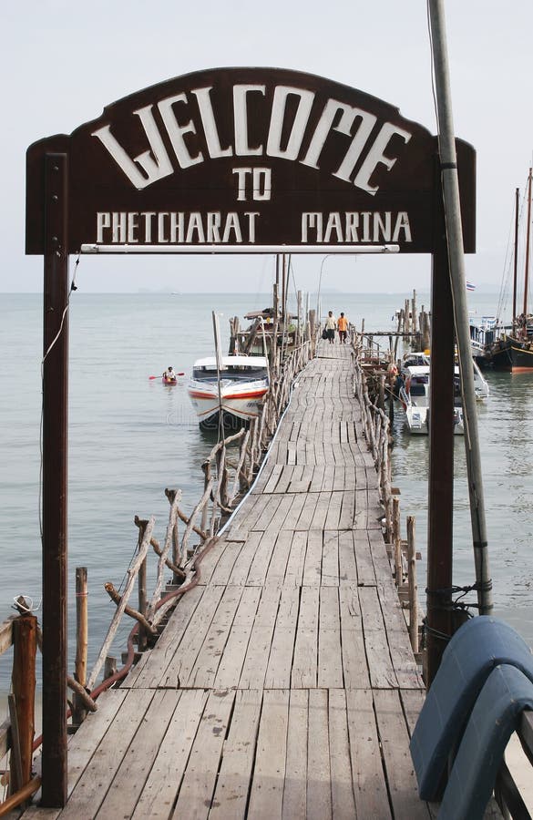 Phetcharat Marina 02