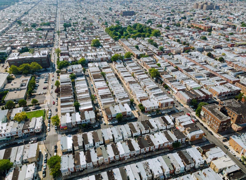 Philadelphia aerial perspektywa na widok z góry pokazująca sąsiedzkie rodzinne domy prywatne phila pa usa