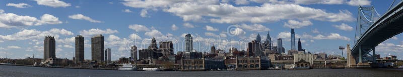 Philadelphia (panoramisch) lizenzfreie stockbilder Philadelphia (panoramisch) lizenzfreie stockbilder