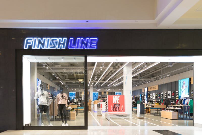 Finish Line store front editorial photography. Image of building ...