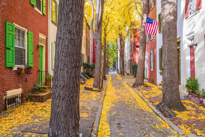 Philadelphia, Pennsylvania, USA Autumn Neighborhood Streets lizenzfreie stockbilder Philadelphia, Pennsylvania, USA Autumn Neighborhood Streets lizenzfreie stockbilder