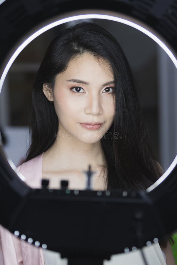 Photo de belle femme mod?le asiatique photographie stock Photo de belle femme mod?le asiatique photographie stock