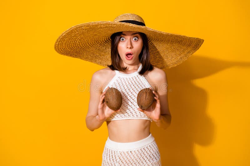 89 Coconut Bras Stock Photos, High-Res Pictures, and Images - Getty Images