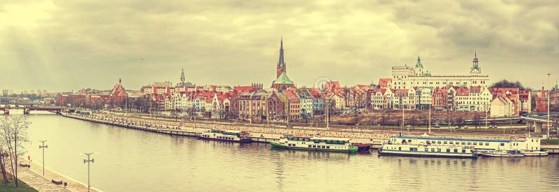 Photo panoramique stylisée de rétro vintage de Szczecin photos stock Photo panoramique stylisée de rétro vintage de Szczecin photos stock