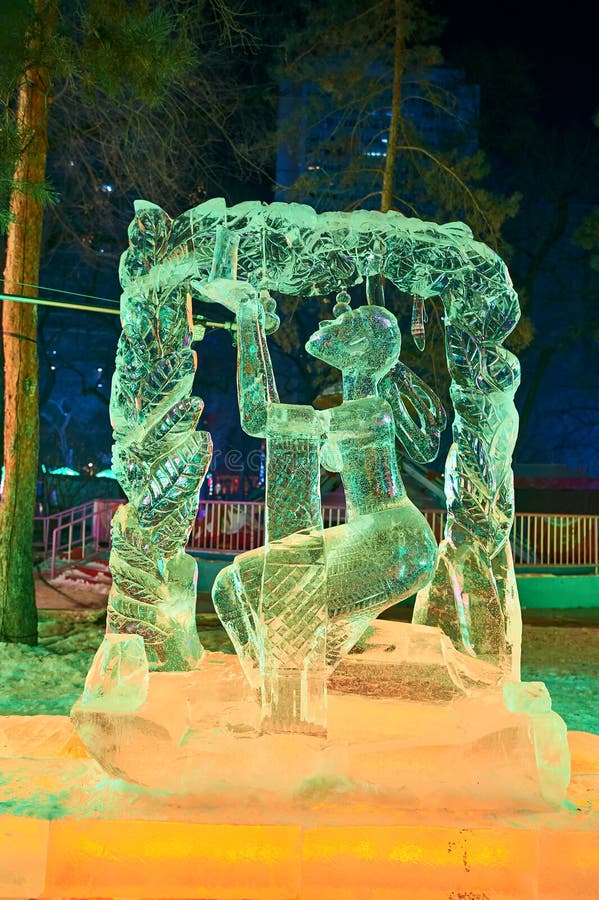 The harvest of ice lamps in the park