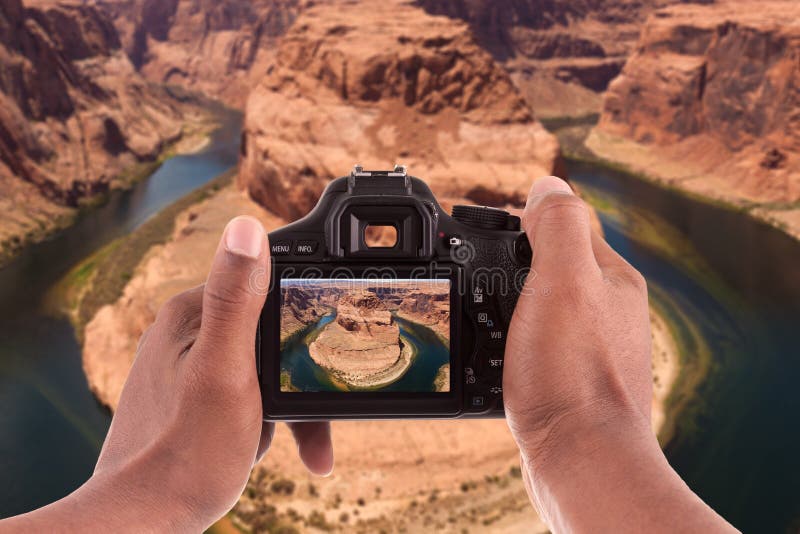 Photographer taking pictures of the Horseshoe bend