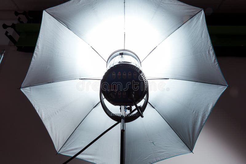 Strobe Light Umbrella Stock Images Download 686 Royalty Free Photos