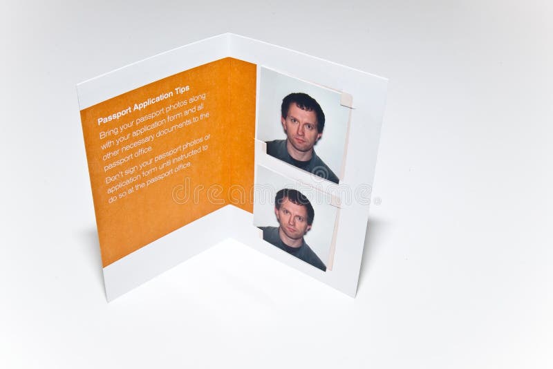 2 inch x 2 inch (51 mm x 51 mm) color US passport photos. 2 inch x 2 inch (51 mm x 51 mm) color US passport photos.