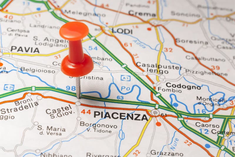 Piacenza op een kaart van Italië wordt gespeld dat stock fotografie Piacenza op een kaart van Italië wordt gespeld dat stock fotografie
