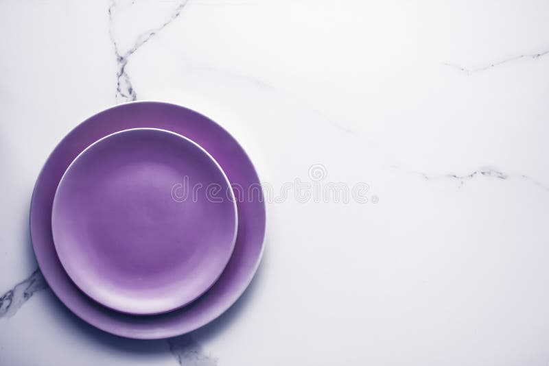 Branding, cuisine and culinary concept - Purple empty plate on marble table background, tableware decor for breakfast, lunch and dinner for restaurant brand menu recipe, luxury holiday flatlay design. Branding, cuisine and culinary concept - Purple empty plate on marble table background, tableware decor for breakfast, lunch and dinner for restaurant brand menu recipe, luxury holiday flatlay design