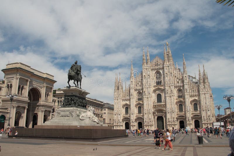 Piazza del Duomo, Milan, Lombardy, Italy